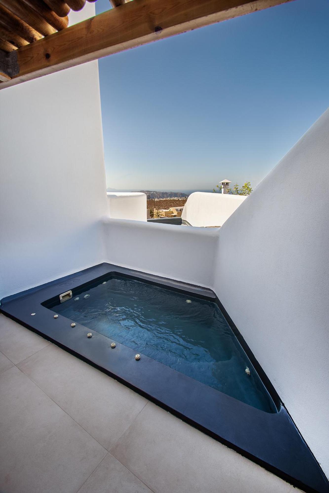 Aegean Blue Suites Pýrgos Exteriér fotografie